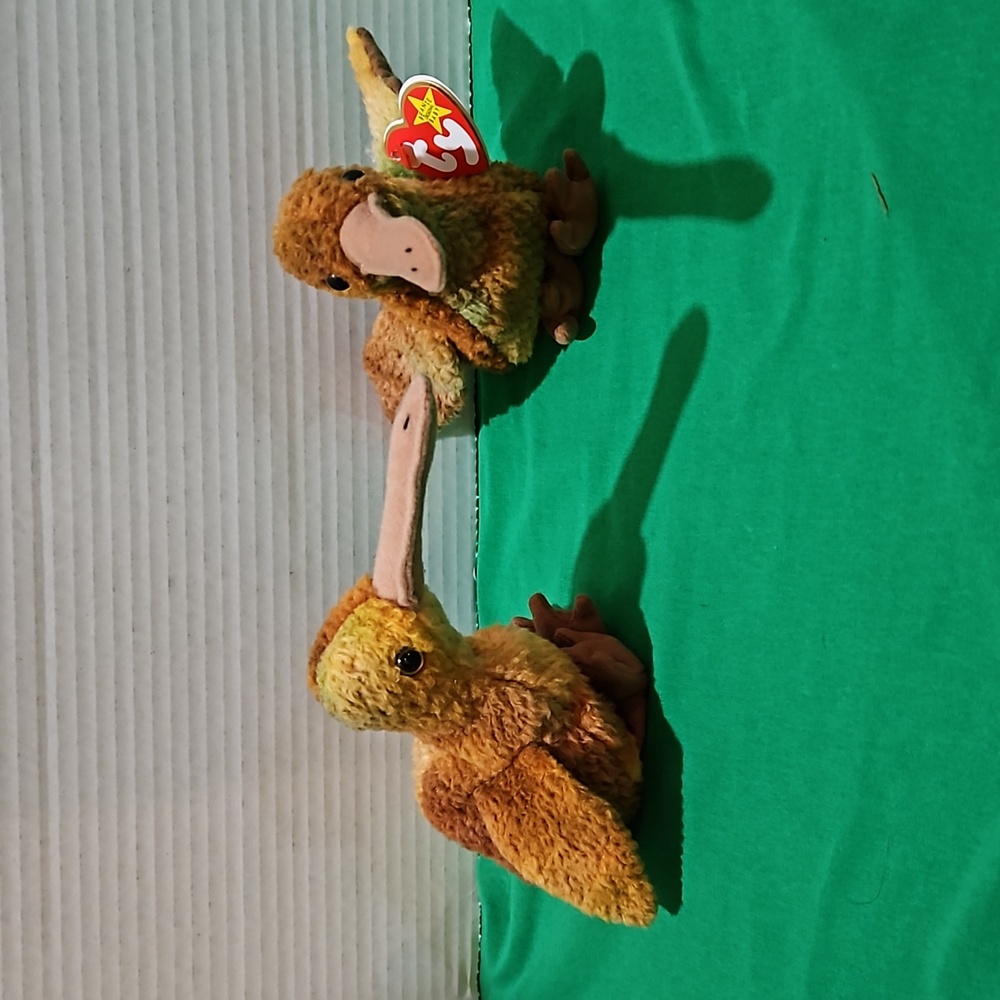 Beak - Set of Two - Ty Beanie Babies